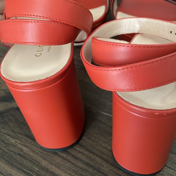 Gucci GG Marmont Sandals - Picture 5 of 8